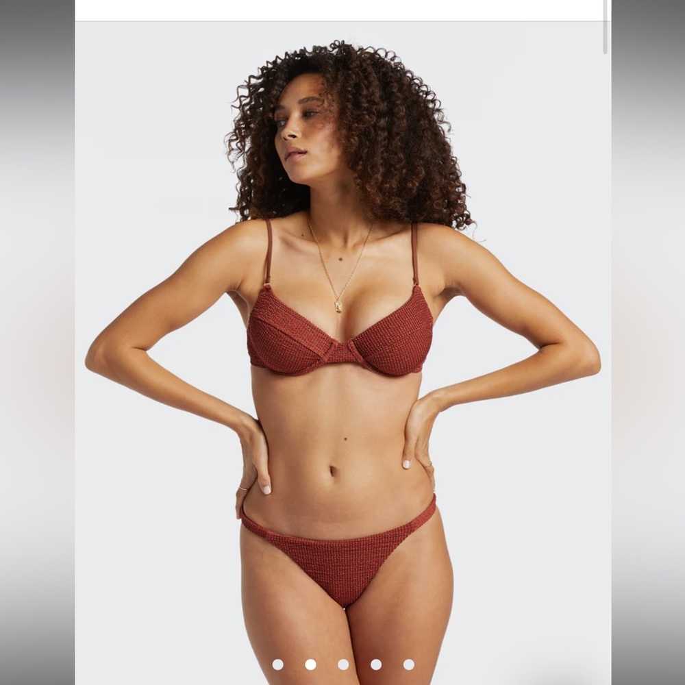 Billabong underwire bikini set